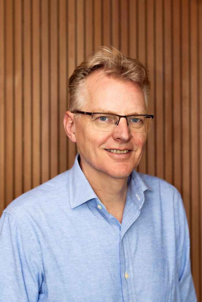 Portrait of Prof. Dr. Martin van Hees